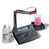 Máy đo PH để bàn